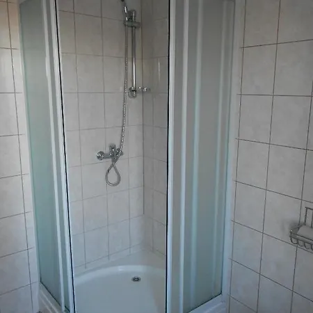 Pinska Guesthouse *